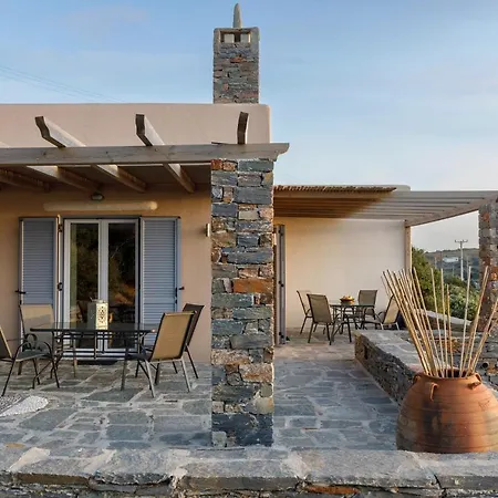 Cycladic With Sea View! Villa Ioulis