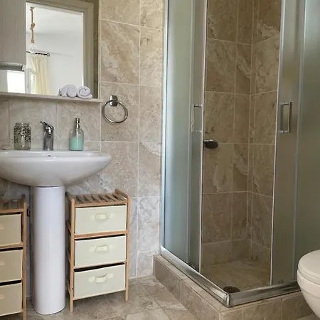 Cycladic With Sea View! Villa Ioulis