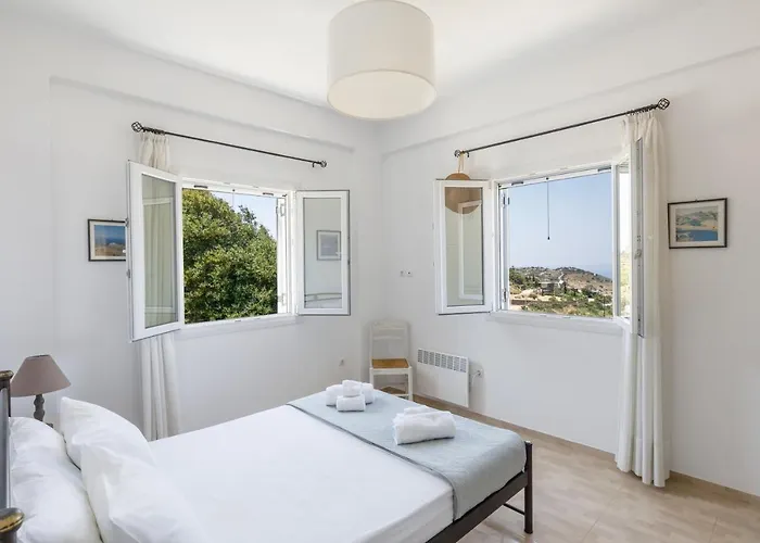 Cycladic With Sea View! Villa Ioulis