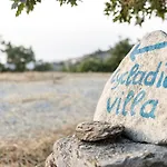 Vila Cycladic With Sea View! Ioulis