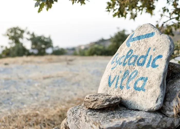 Villa Cycladic With Sea View! Ioulis