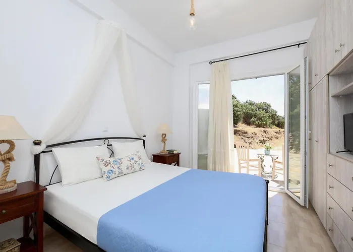 Villa Cycladic With Sea View! Ioulis
