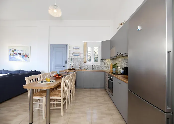 Cycladic With Sea View! Villa