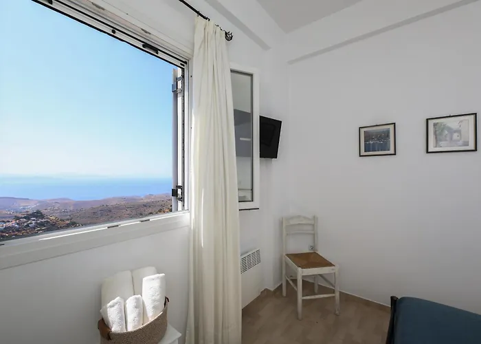 Villa Cycladic With Sea View! Ioulis